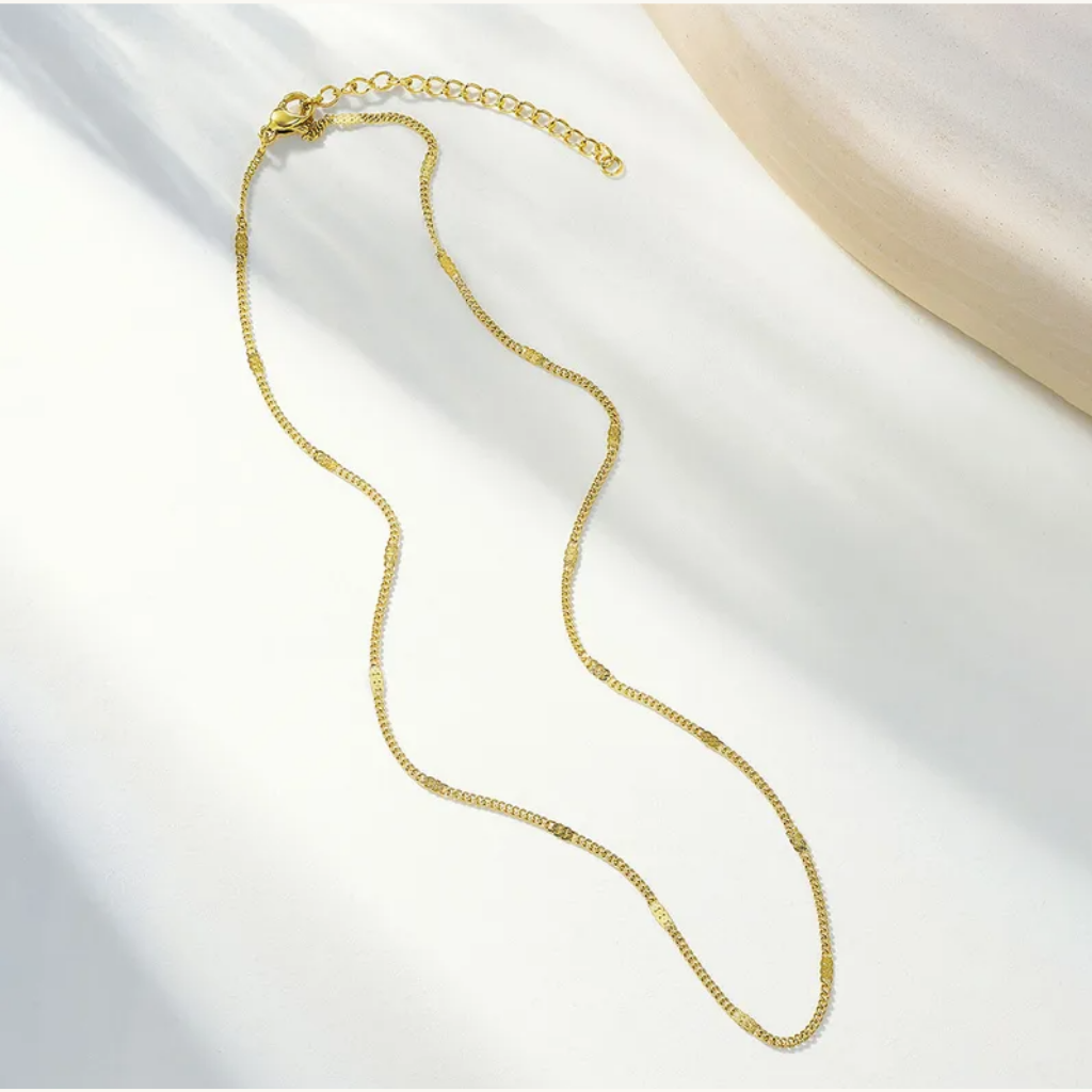Gold Classic Cuban Chain - Necklace - 18k Gold Plated Waterproof Jewellery - Collection 9