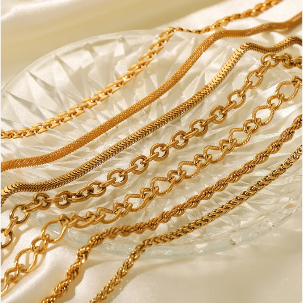 Gold Curb Link Chain - Necklace - 18k Gold Plated Waterproof Jewellery - Collection 9