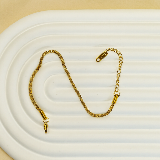 Gold Textured Chain Bracelet - Jewelry - 18k Gold Plated Waterproof Jewellery - Collection 9