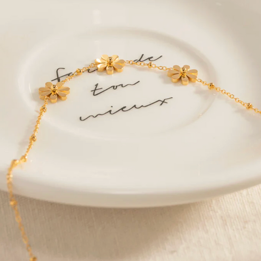 Gold Triple Daisy Chain Necklace - Jewelry - 18k Gold Plated Waterproof Jewellery - Collection 9