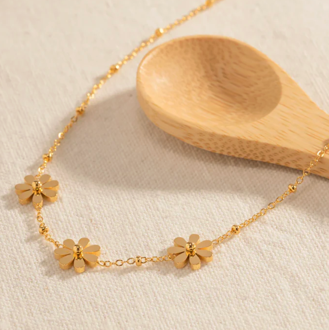 Gold Triple Daisy Chain Necklace - Jewelry - 18k Gold Plated Waterproof Jewellery - Collection 9