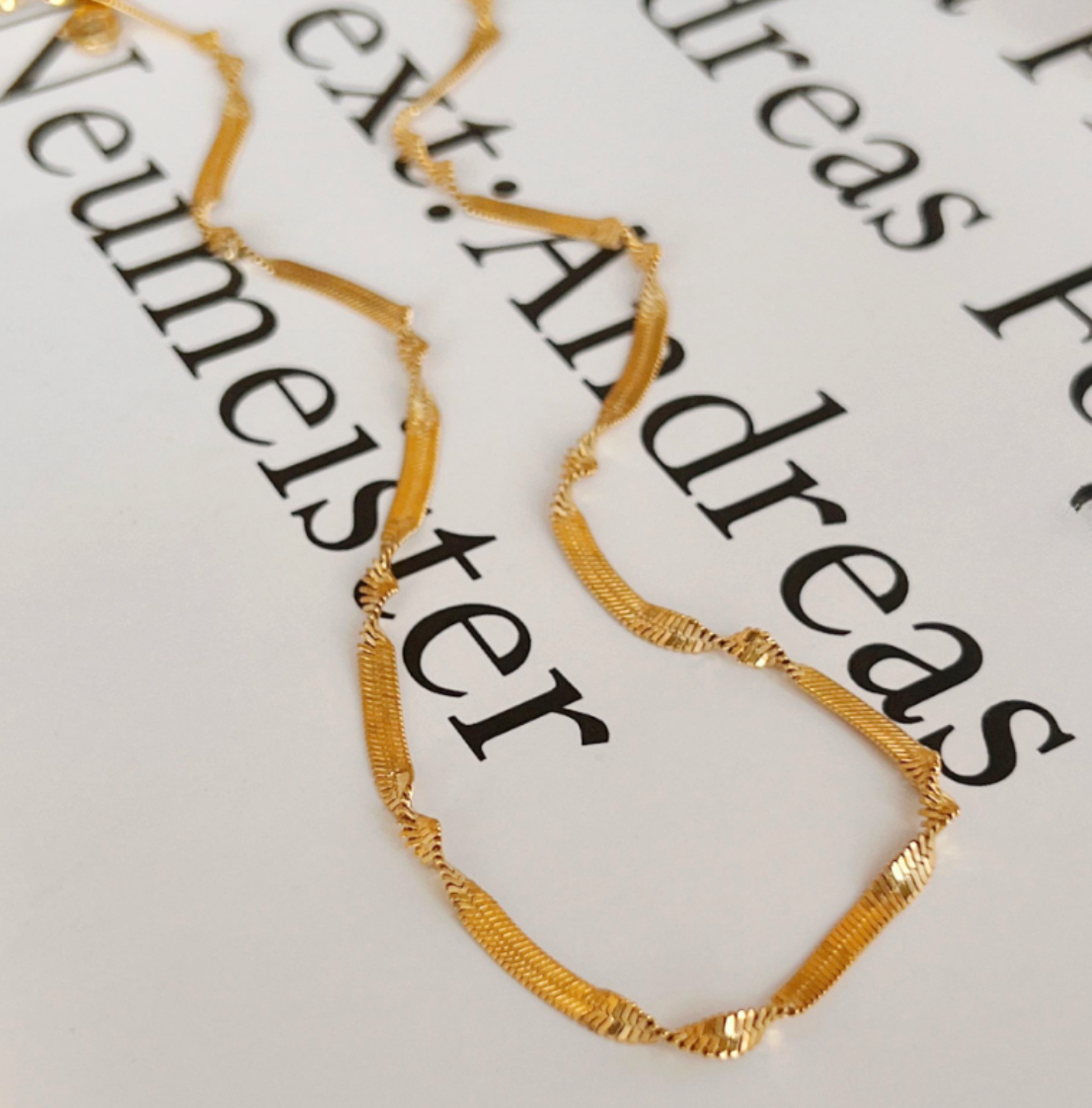 Gold Twisted Herringbone Chain - Necklace - 18k Gold Plated Waterproof Jewellery - Collection 9