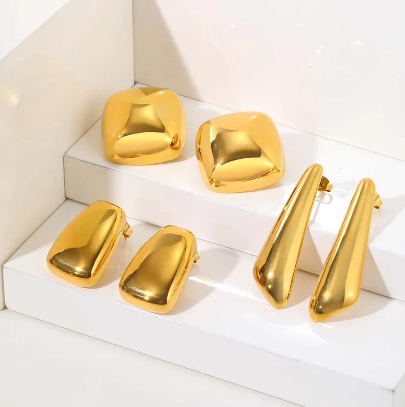 Golden Chunky Hoop Earrings - Earrings - 18k Gold Plated Waterproof Jewellery - Collection 9