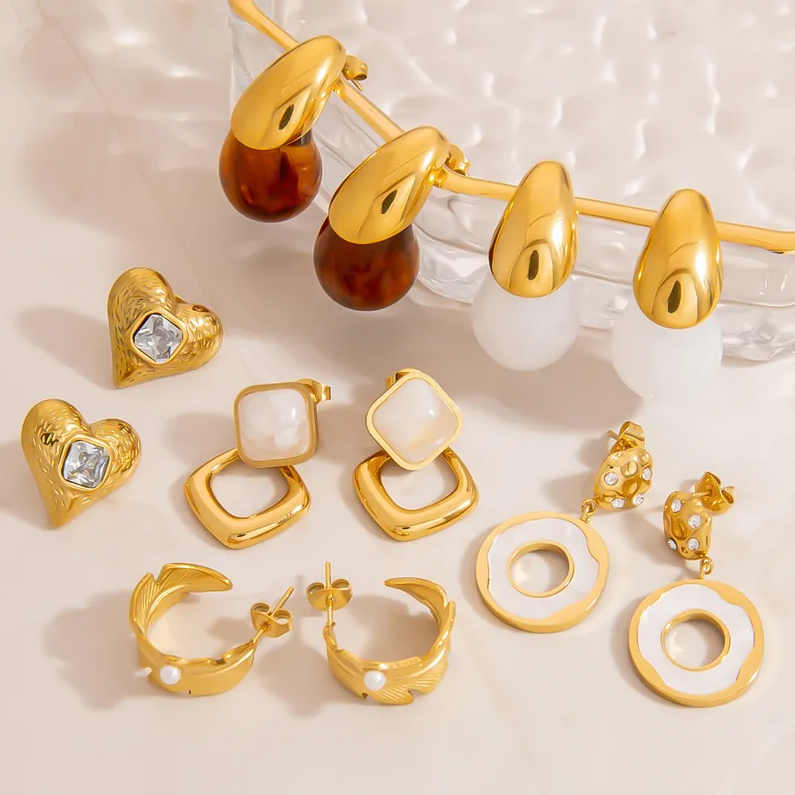 Golden Crystal Circle Drop Earrings - Earrings - 18k Gold Plated Waterproof Jewellery - Collection 9