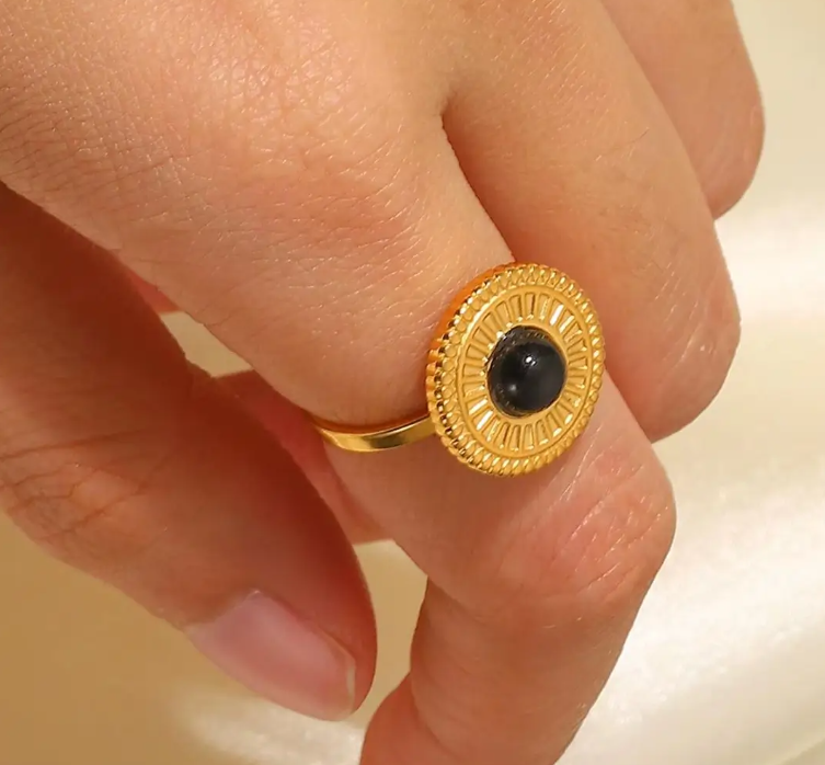 Gold Black Stone Medallion Ring - Jewelry - 18k Gold Plated Waterproof Jewellery - Collection 9