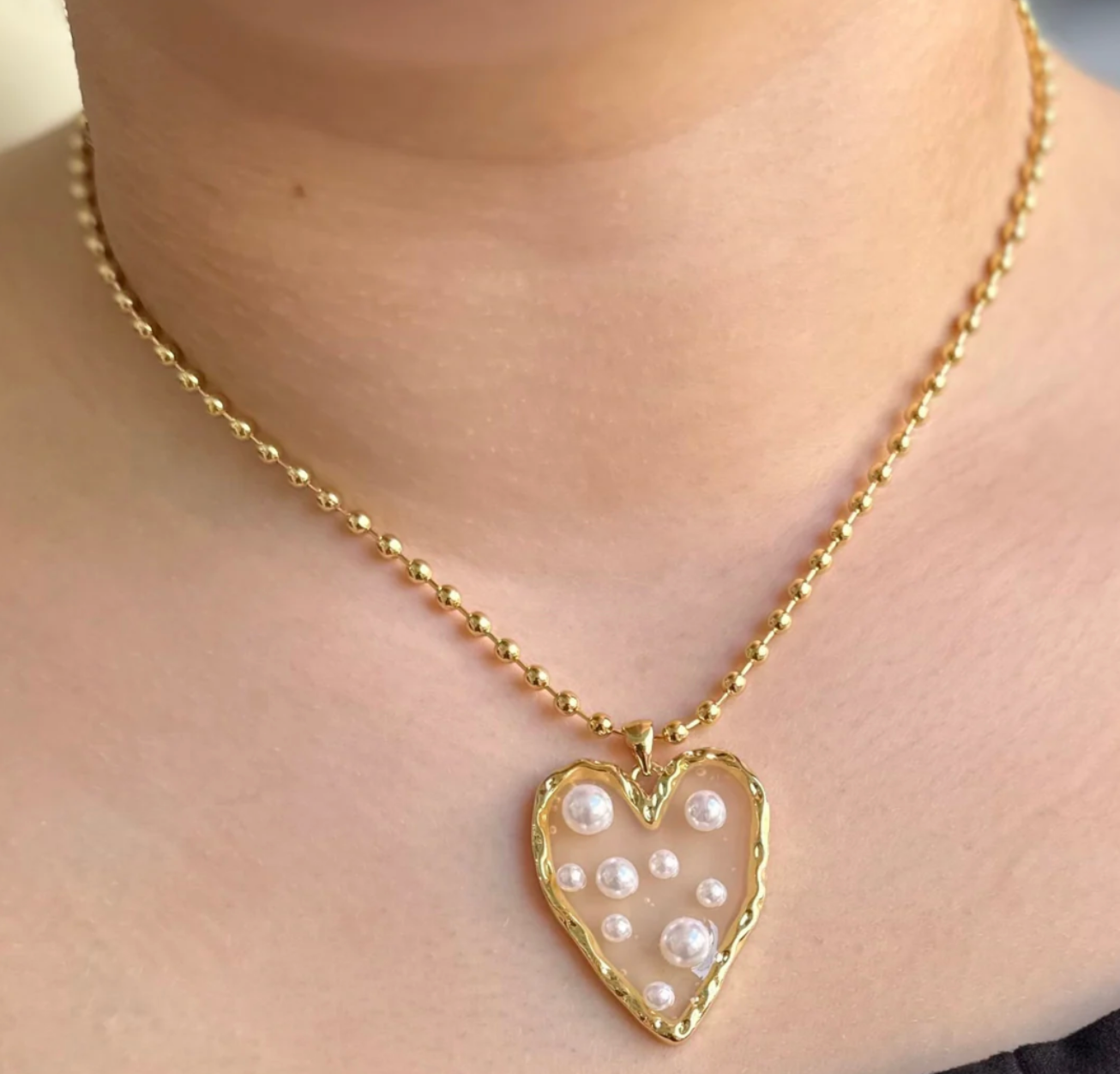 Gold Pearl Heart Pendant Necklace - Necklaces - 18k Gold Plated Waterproof Jewellery - Collection 9