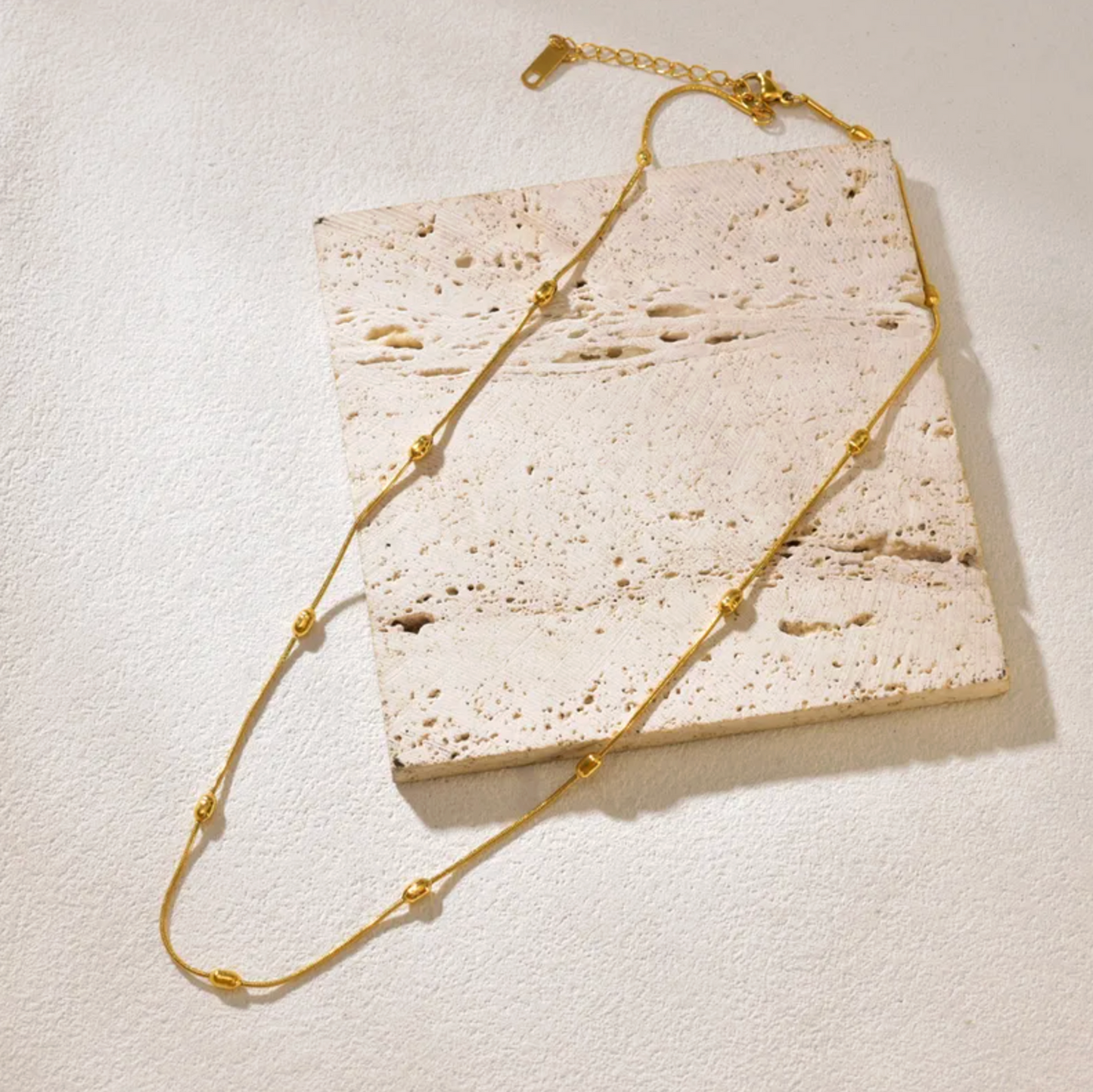 Gold Snake Chain Bead Necklace - Necklace - 18k Gold Plated Waterproof Jewellery - Collection 9