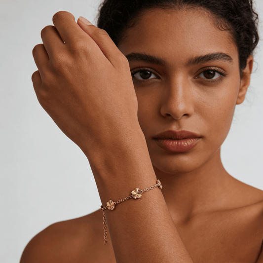 Gold 3D Ridged Fan Flower Charm Cable Chain Bracelet - Bracelets - 18k Gold Plated Waterproof Jewellery - Collection 9