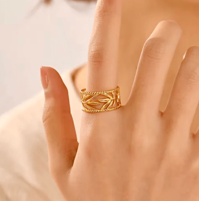 Gold Leaf Cutout Ring - Jewelry - 18k Gold Plated Waterproof Jewellery - Collection 9
