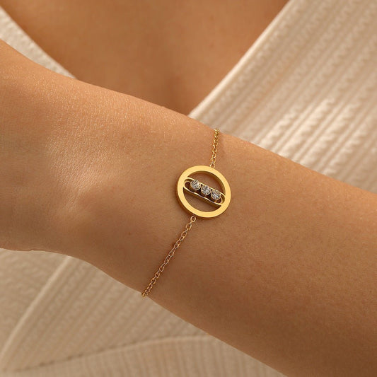 Gold Open Circle Triple Crystal Bar Bracelet - Bracelets - 18k Gold Plated Waterproof Jewellery - Collection 9