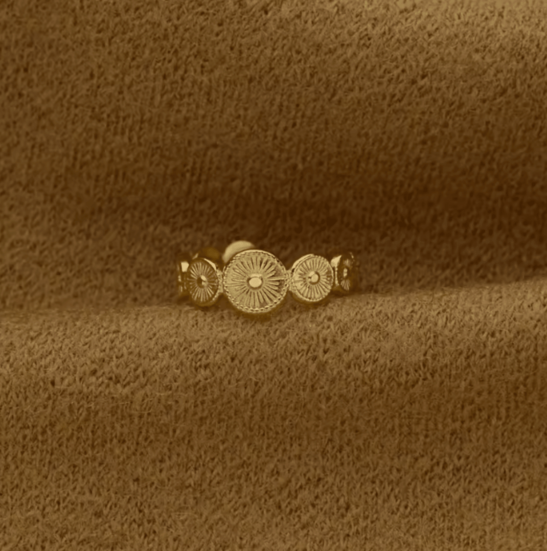 Gold Sunburst Medallion Adjustable Ring - Jewelry - 18k Gold Plated Waterproof Jewellery - Collection 9