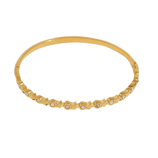 Gold Crystal Star Flower Bangle - Bracelets - 18k Gold Plated Waterproof Jewellery - Collection 9