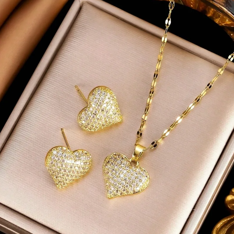 Gold Sparkle Heart Jewellery Set - Jewellery Set - 18k Gold Plated Waterproof Jewellery - Collection 9
