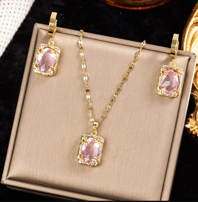 Gold Pink Crystal Jewellery Set - Jewellery Set - 18k Gold Plated Waterproof Jewellery - Collection 9