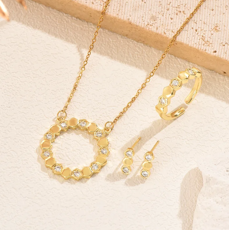 Gold Hexagon Crystal Jewellery Set - Jewellery Set - 18k Gold Plated Waterproof Jewellery - Collection 9