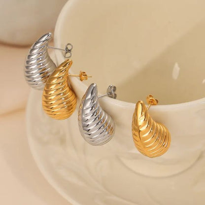 Ribbed Teardrop Stud Earrings