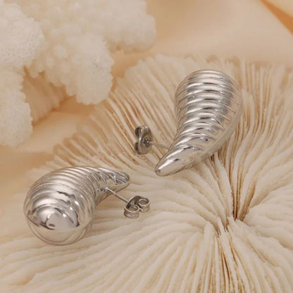 Ribbed Teardrop Stud Earrings