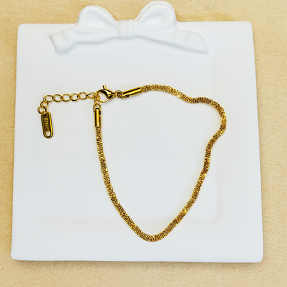 Gold Textured Chain Bracelet - Jewelry - 18k Gold Plated Waterproof Jewellery - Collection 9