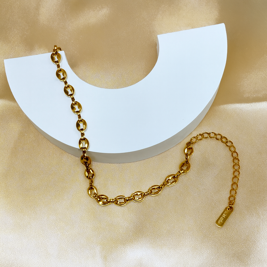 Gold Oval Link Chain Bracelet - Jewelry - 18k Gold Plated Waterproof Jewellery - Collection 9