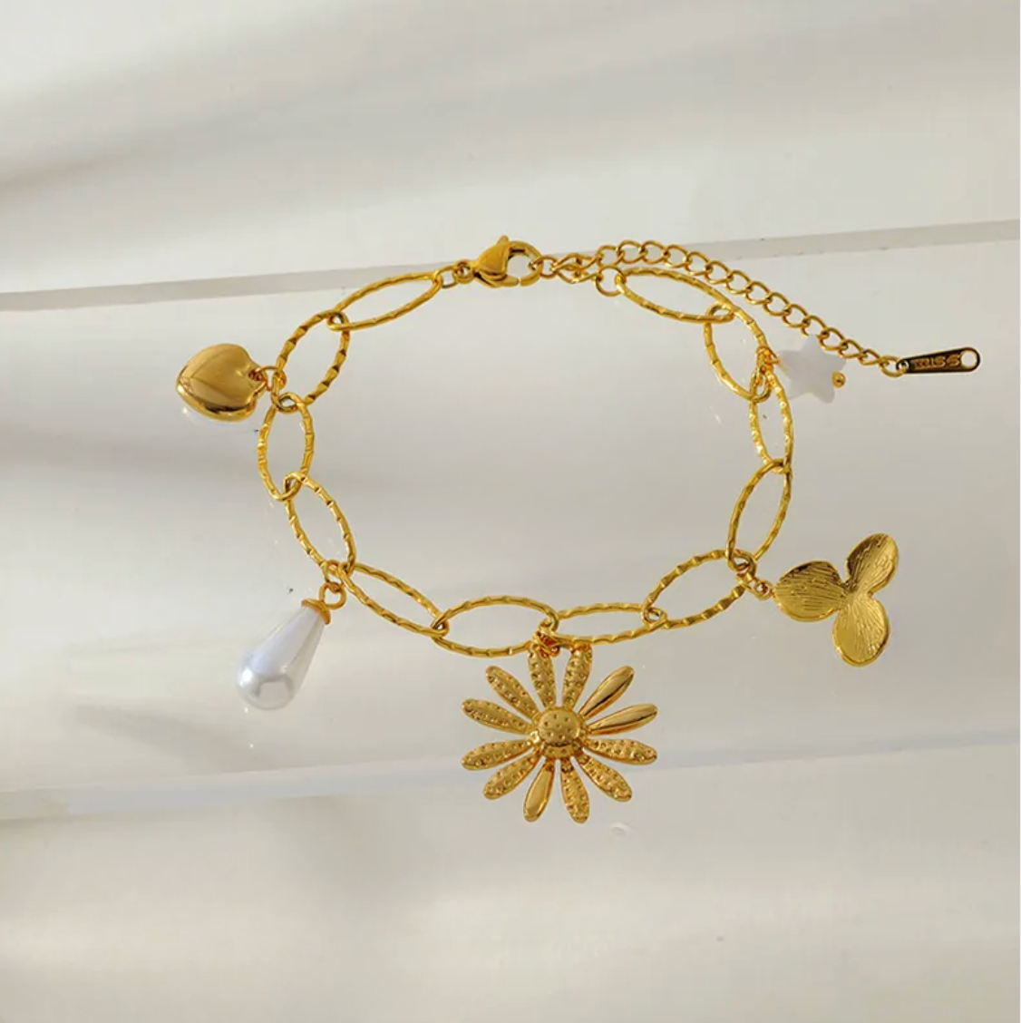 Gold Ocean Charm Toggle Bracelet - Jewelry - 18k Gold Plated Waterproof Jewellery - Collection 9