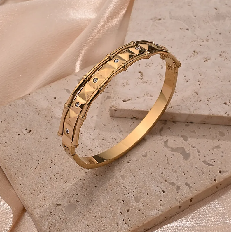 Gold Crystal Studded Bangle Bracelet - Bracelet - 18k Gold Plated Waterproof Jewellery - Collection 9