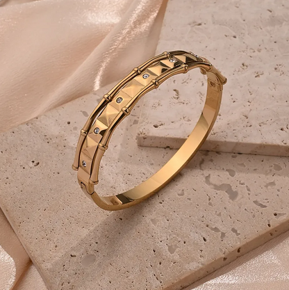 Gold Crystal Studded Bangle Bracelet - Bracelet - 18k Gold Plated Waterproof Jewellery - Collection 9