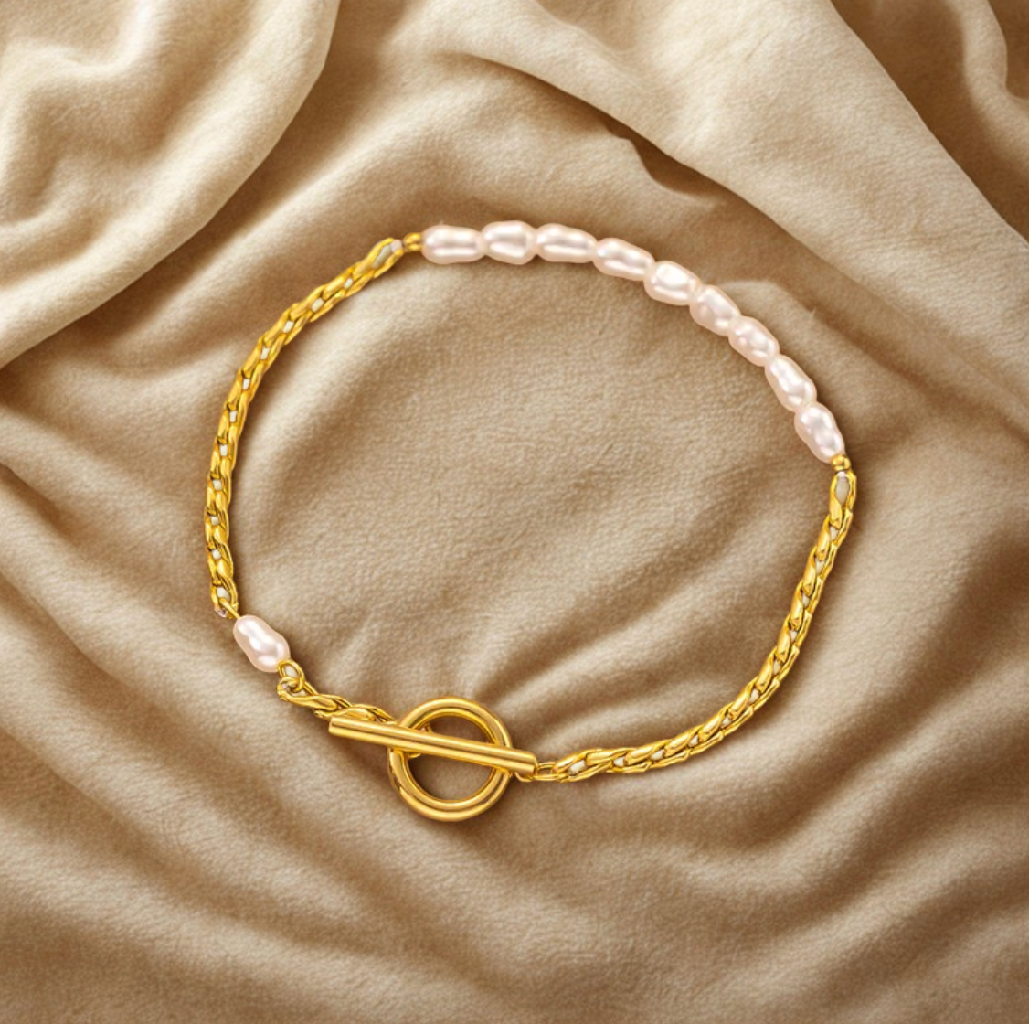 Gold Pearl Toggle Bracelet - Bracelet - 18k Gold Plated Waterproof Jewellery - Collection 9