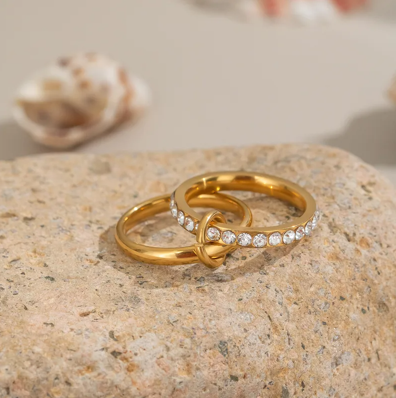 Gold Crystal Knot Ring Set - Jewelry - 18k Gold Plated Waterproof Jewellery - Collection 9