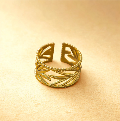Gold Leaf Cutout Ring - Jewelry - 18k Gold Plated Waterproof Jewellery - Collection 9