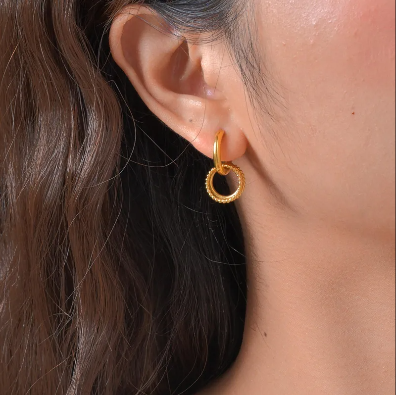 Golden Linked Hoop Earrings - Earrings - 18k Gold Plated Waterproof Jewellery - Collection 9