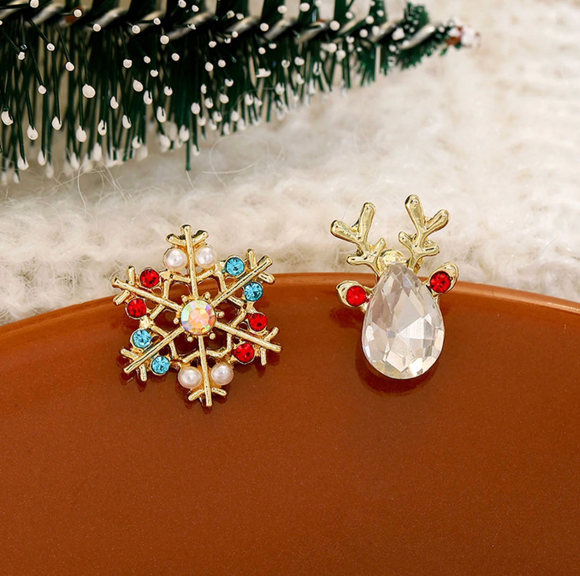 Snowflake & Reindeer Asymmetric Stud Earrings - Earrings - 18k Gold Plated Waterproof Jewellery - Collection 9
