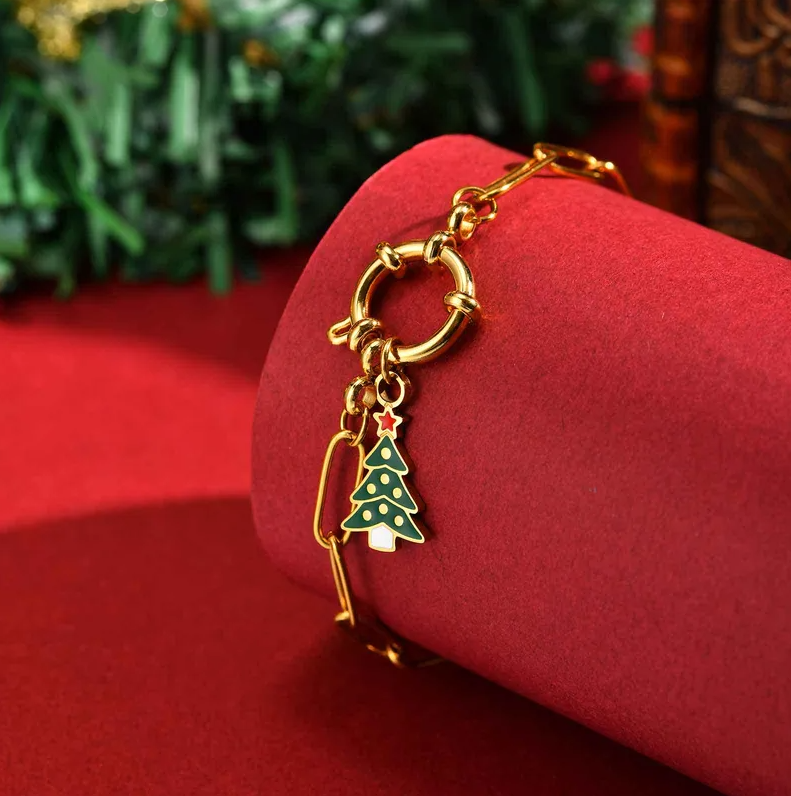 Christmas Tree Charm Paperclip Bracelet - Bracelets - 18k Gold Plated Waterproof Jewellery - Collection 9