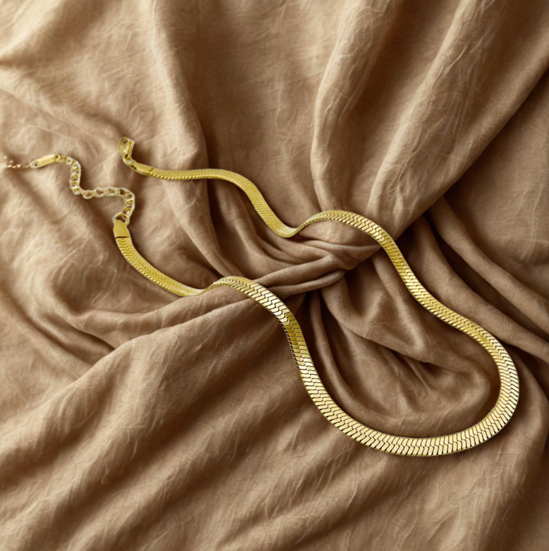 Gold Flat Herringbone Chain - Necklace - 18k Gold Plated Waterproof Jewellery - Collection 9