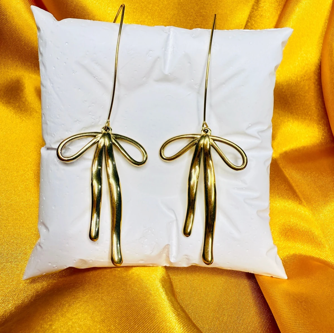 Golden Bow Tassel Drop Earrings - Earrings - 18k Gold Plated Waterproof Jewellery - Collection 9