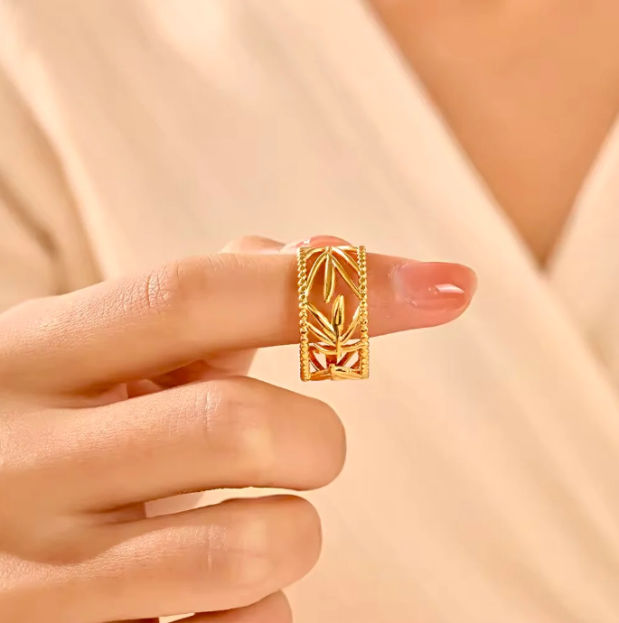Gold Leaf Cutout Ring - Jewelry - 18k Gold Plated Waterproof Jewellery - Collection 9