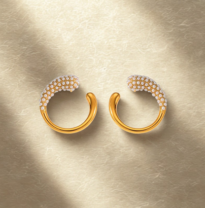 Golden Pearl C-Hoop Earrings - Earrings - 18k Gold Plated Waterproof Jewellery - Collection 9
