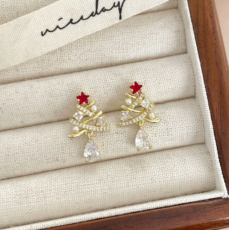 Pearl & Crystal Christmas Tree Stud Earrings - Earrings - 18k Gold Plated Waterproof Jewellery - Collection 9