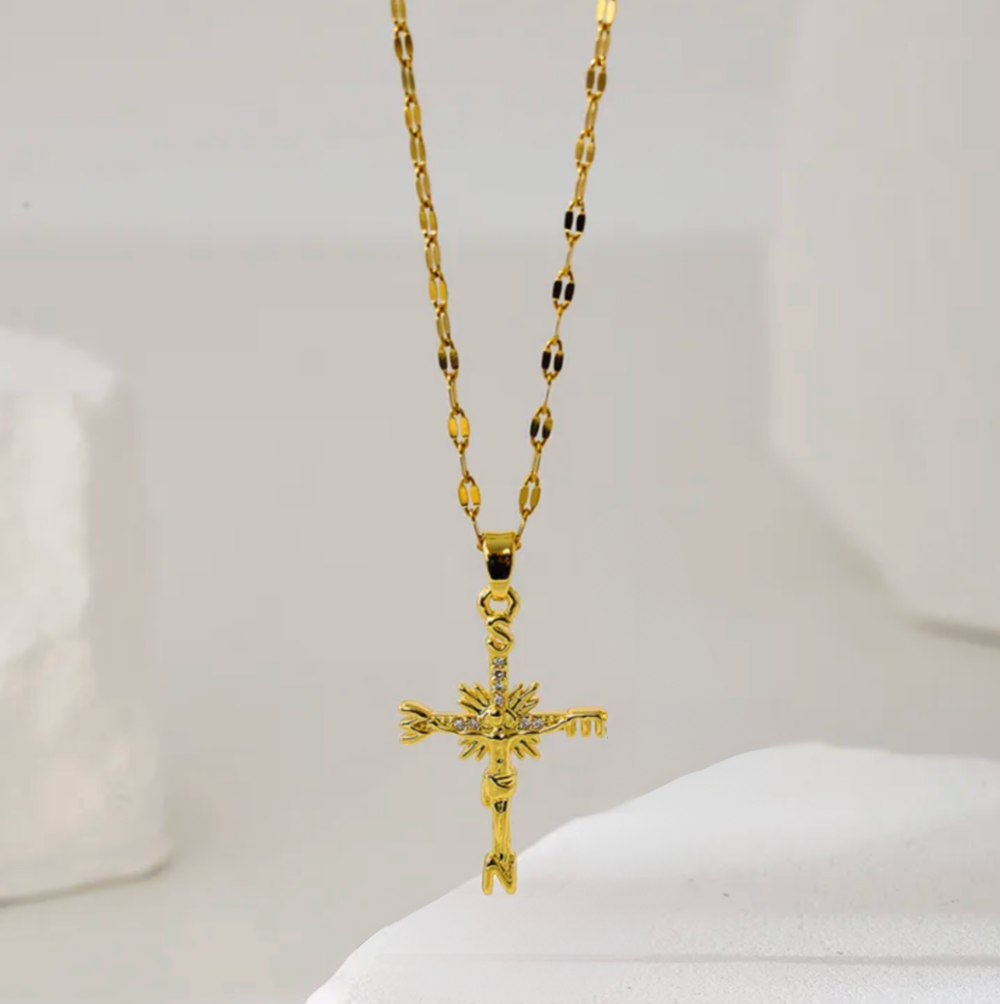 Gold Cross Pendant Necklace - Necklaces - 18k Gold Plated Waterproof Jewellery - Collection 9