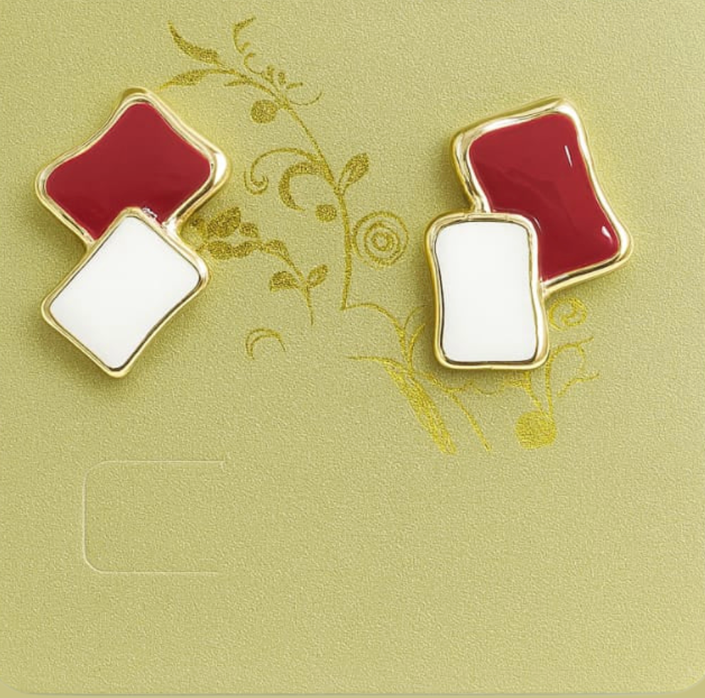 Red and White Enamel Knot Earrings - Earrings - 18k Gold Plated Waterproof Jewellery - Collection 9