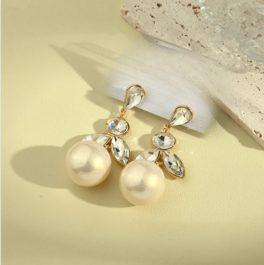 Gold Leaf Drop Earrings - Jewelry - 18k Gold Plated Waterproof Jewellery - Collection 9