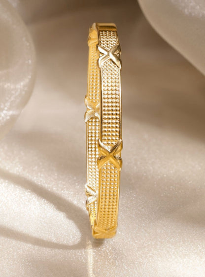 Gold Textured X Pattern Bangle - Bracelets - 18k Gold Plated Waterproof Jewellery - Collection 9