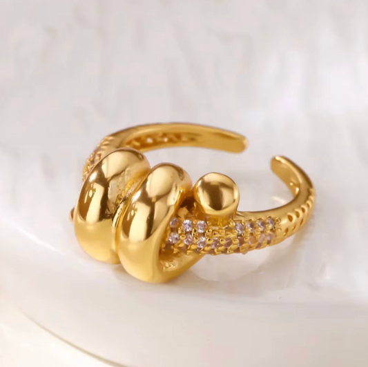 Gold Crystal Spiral Ring - Rings - 18k Gold Plated Waterproof Jewellery - Collection 9