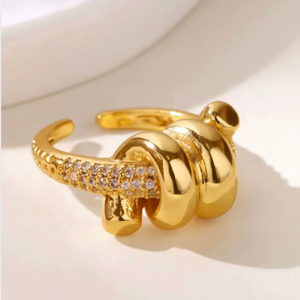 Gold Crystal Spiral Ring - Rings - 18k Gold Plated Waterproof Jewellery - Collection 9