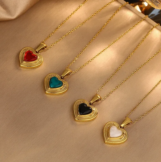 Gold Red Heart Pendant Necklace - Necklace - 18k Gold Plated Waterproof Jewellery - Collection 9