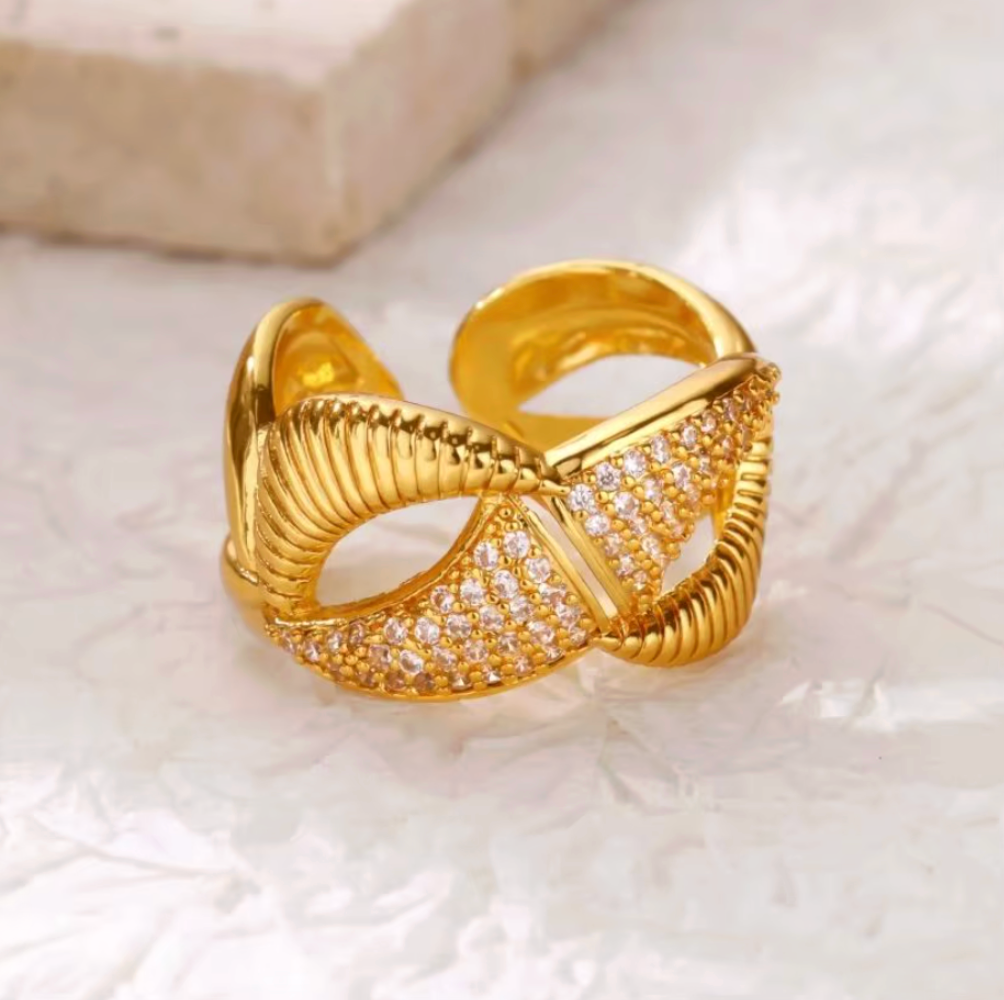 Gold Crystal Chain Link Open Ring - Ring - 18k Gold Plated Waterproof Jewellery - Collection 9