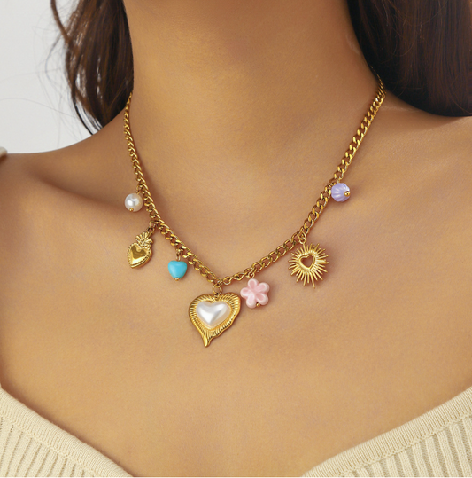 Pearl Heart Floral Charm Necklace - Necklace - 18k Gold Plated Waterproof Jewellery - Collection 9