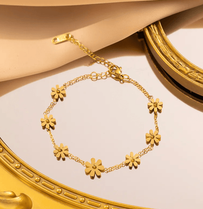 Gold 3D Daisy Flower Charm Double Cable Chain Bracelet - Bracelets - 18k Gold Plated Waterproof Jewellery - Collection 9