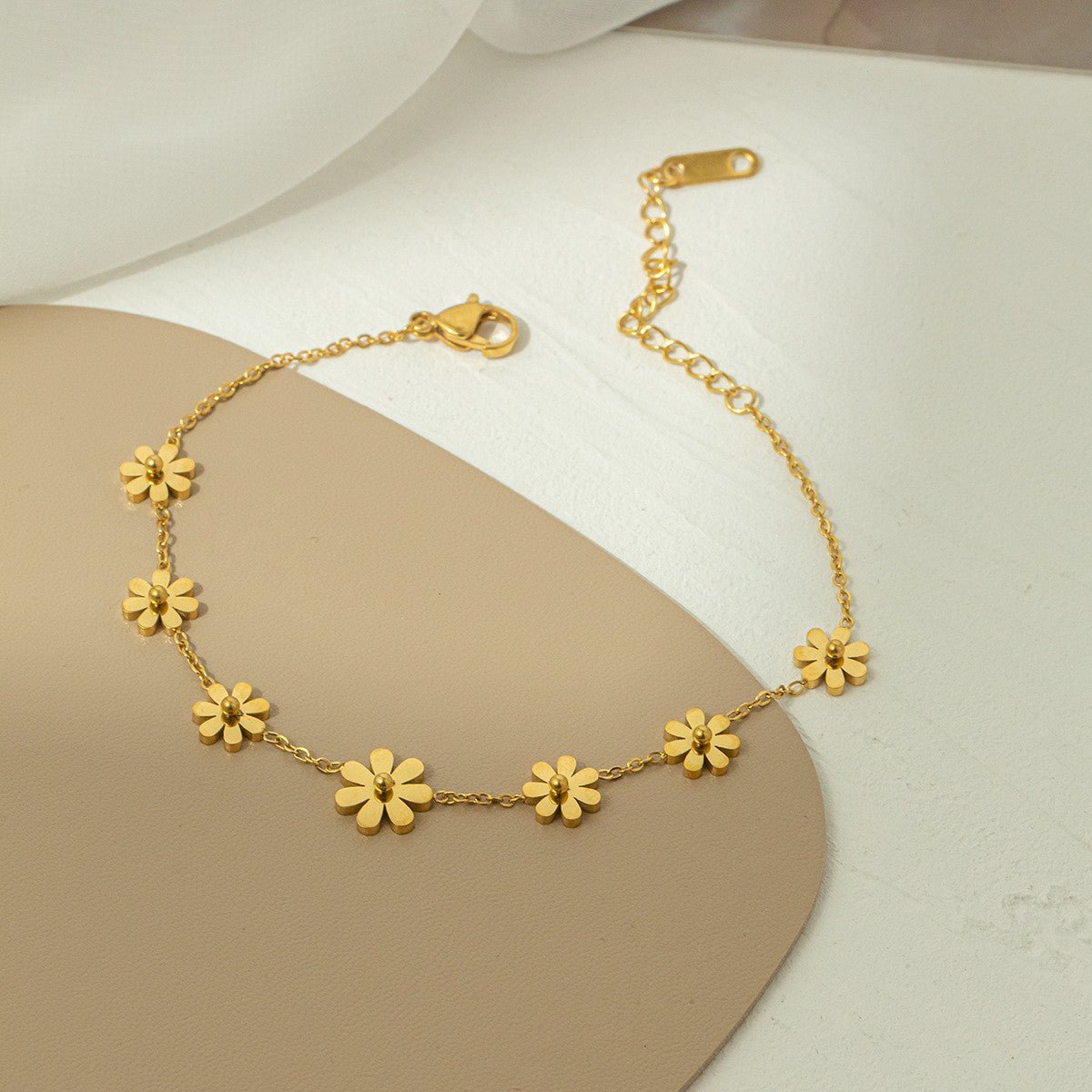 Gold 3D Daisy Flower Charm Double Cable Chain Bracelet - Bracelets - 18k Gold Plated Waterproof Jewellery - Collection 9