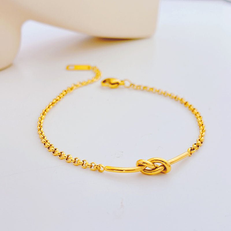 Gold 3D Love Knot Bar Box Chain Bracelet - Bracelets - 18k Gold Plated Waterproof Jewellery - Collection 9