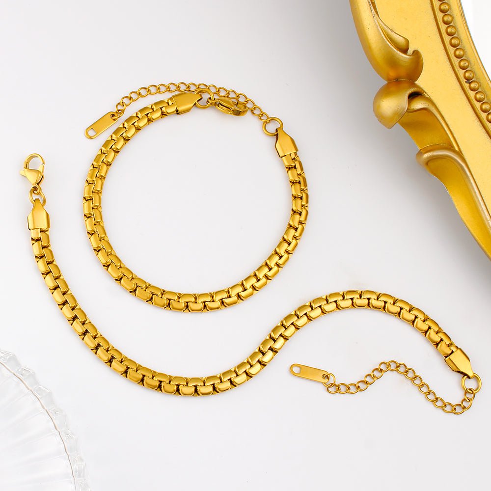 Gold Chunky Wide Box Chain Bracelet - Bracelets - 18k Gold Plated Waterproof Jewellery - Collection 9
